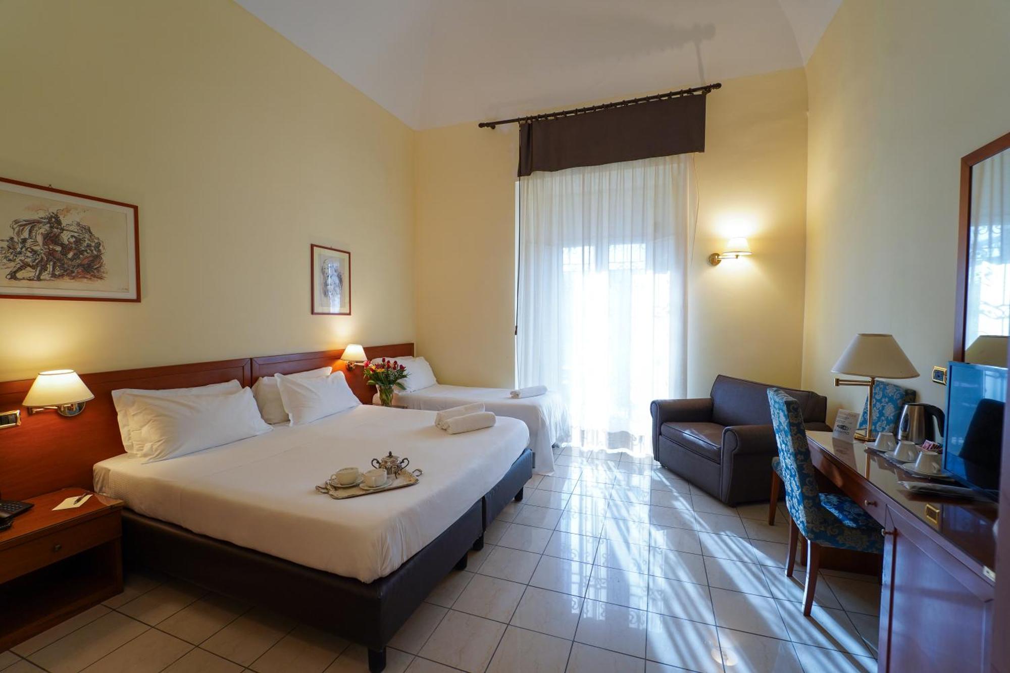 Hotel Adria Bari Esterno foto