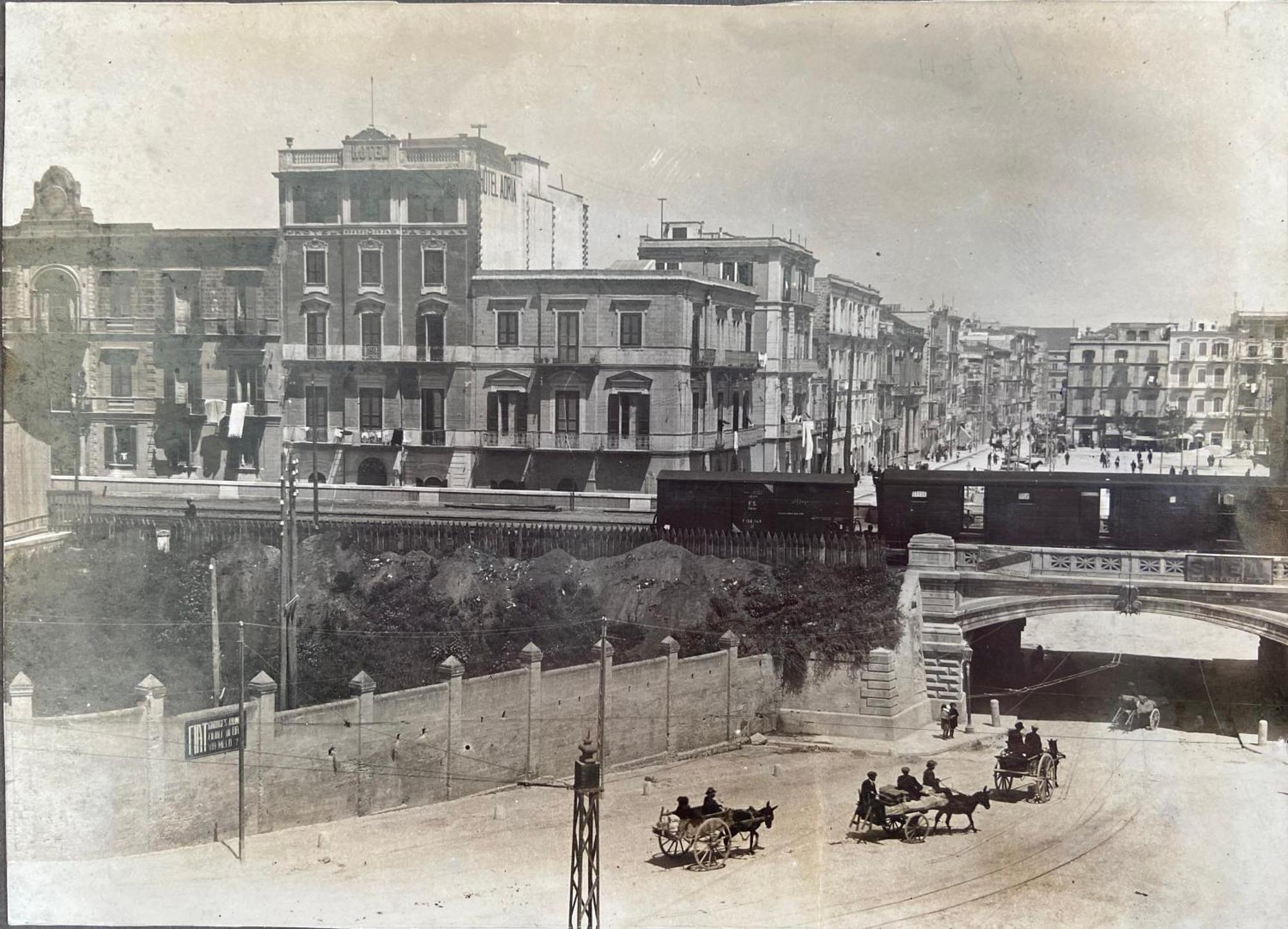 Hotel Adria Bari Esterno foto