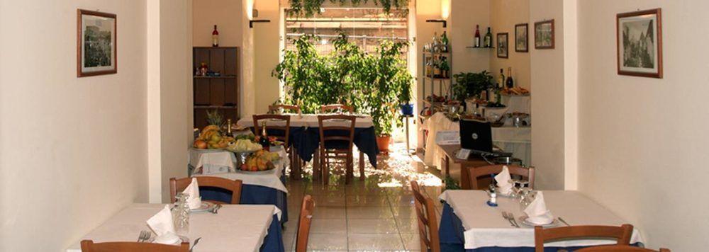 Hotel Adria Bari Esterno foto