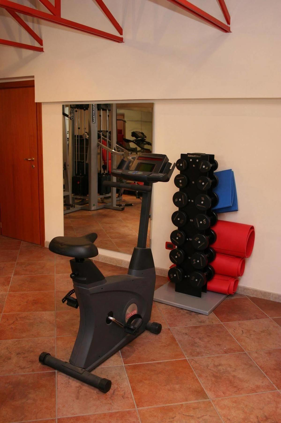Hotel Adria Bari Esterno foto