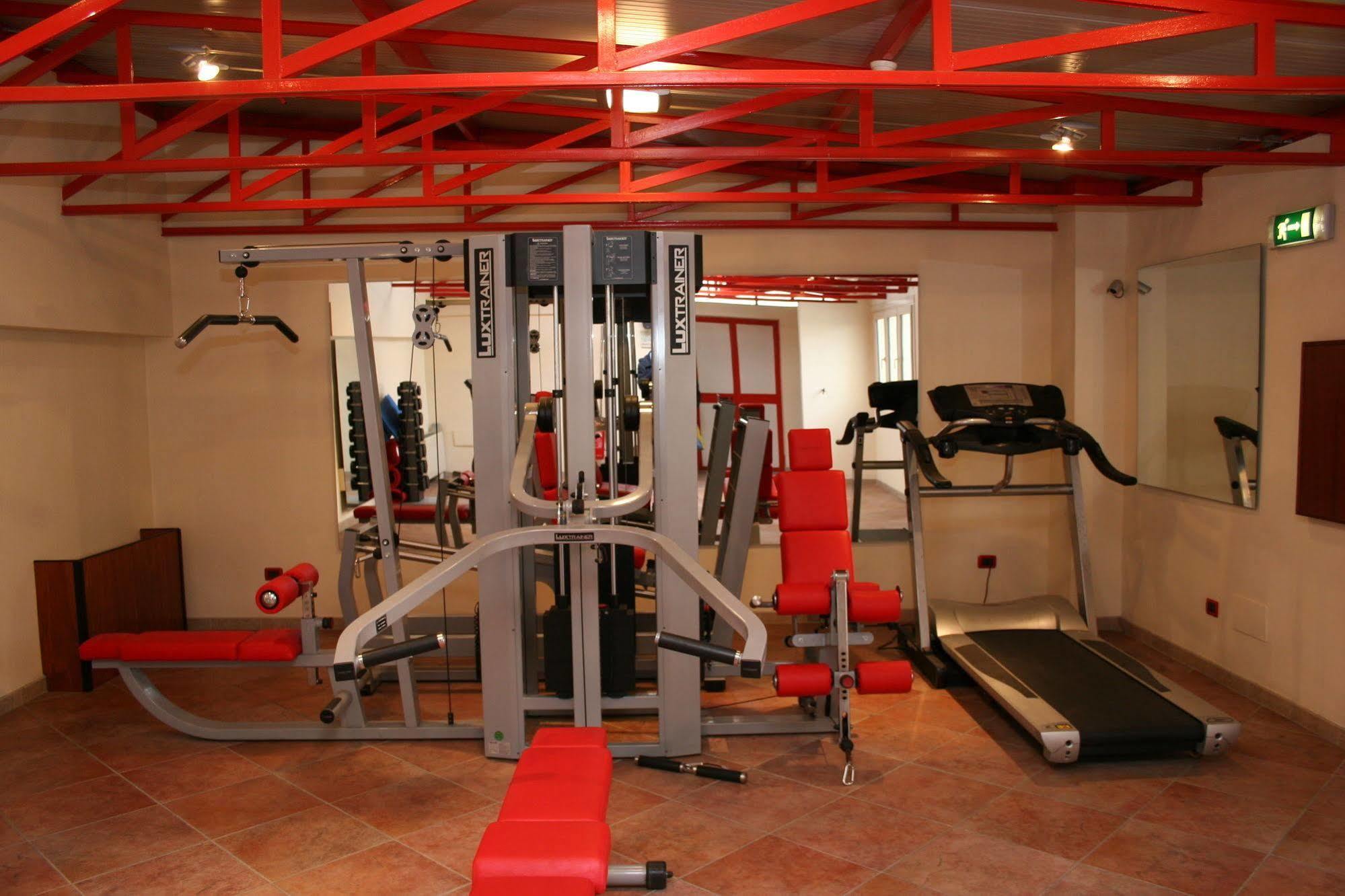 Hotel Adria Bari Esterno foto